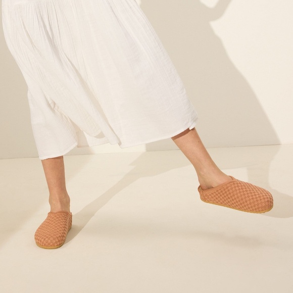 Rothy's The Casual Clog - Clay Size 9W - Picture 2 of 9